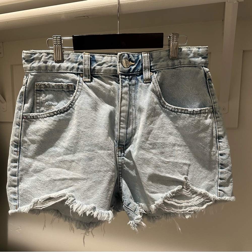 These some Jean shorts high rise mom. Never been worn.